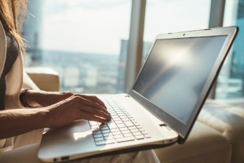 Sedang Bingung Cari Laptop? Ini Dia Beberapa Laptop Terbaik 2023